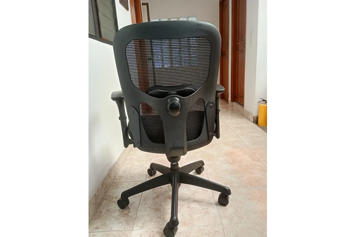 $250000 : Silla de escritorio image 2