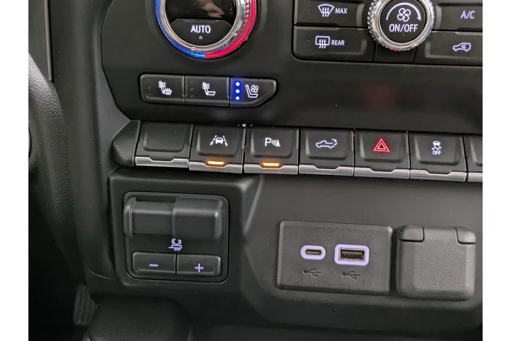 $45995 : Pre-Owned 2022 Sierra 1500 Li image 7