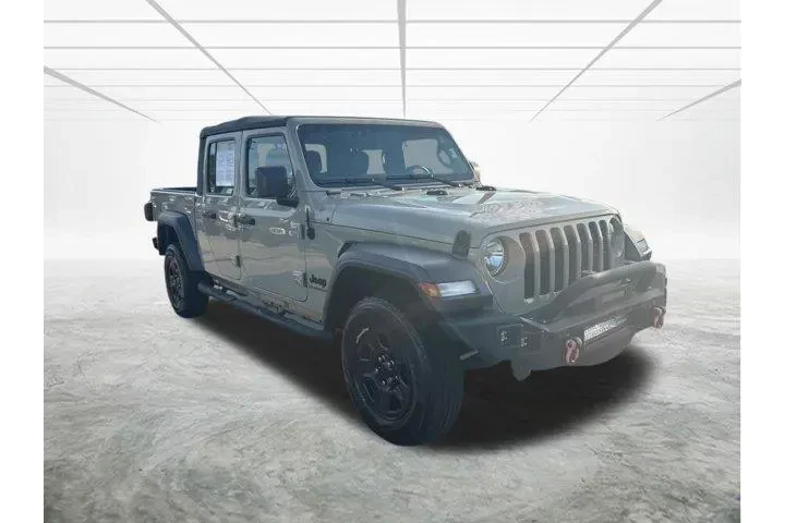$26810 : Jeep Gladiator 2020 4x4 Spor image 2
