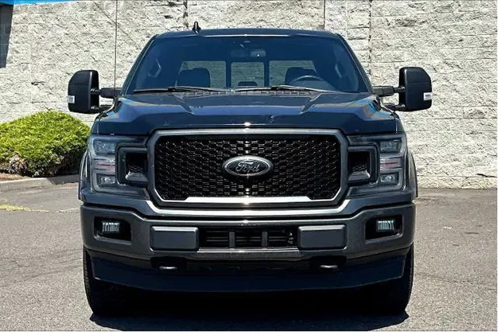 $33895 : Ford F-150 2020 4x4 Lariat 4 image 6