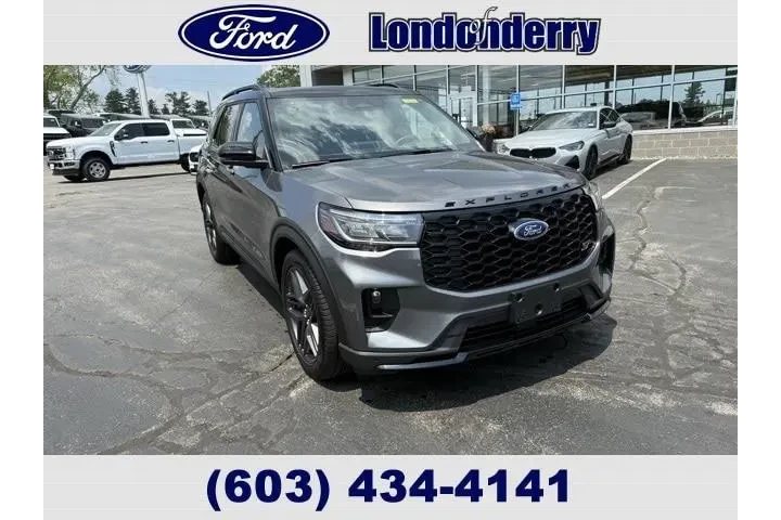 $50999 : Ford Explorer 2025 AWD ST 4d image 1