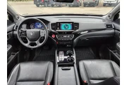 $24975 : 2020 Pilot Touring w/Rear Cap thumbnail