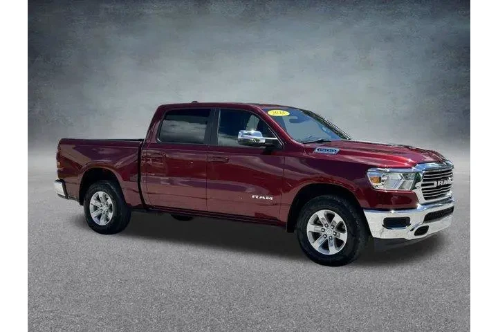 $32996 : Ram 1500 2024 4x2 Laramie 4d image 2