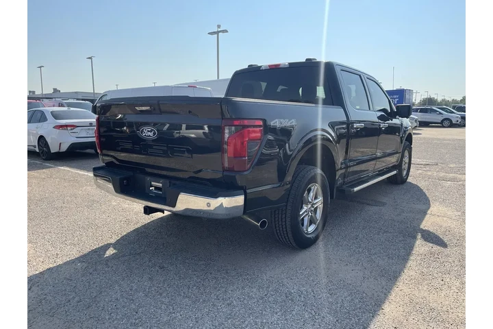 $39559 : Ford F-150 2024 4x4 XLT 4dr image 2