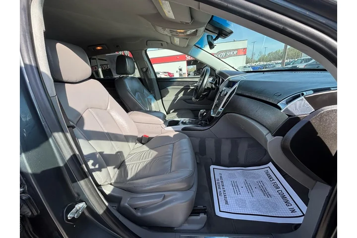 $3980 : 2010 SRX FWD 4dr Base image 9