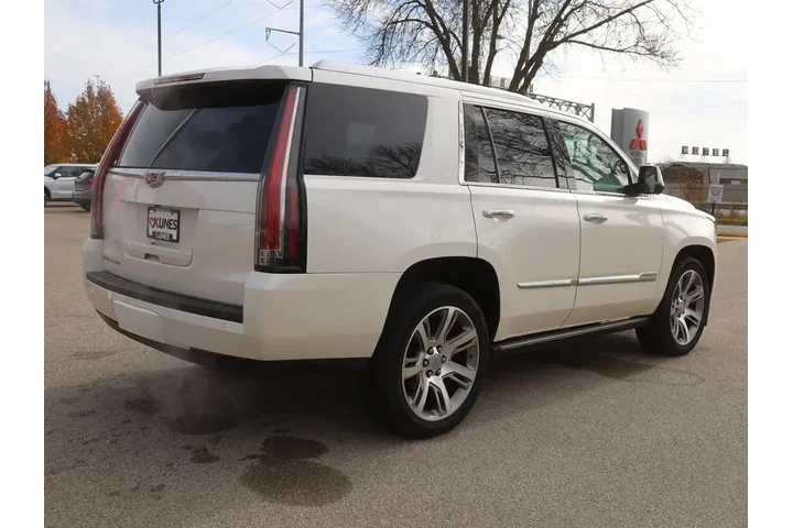 $17577 : Cadillac Escalade 2015 4x4 P image 9