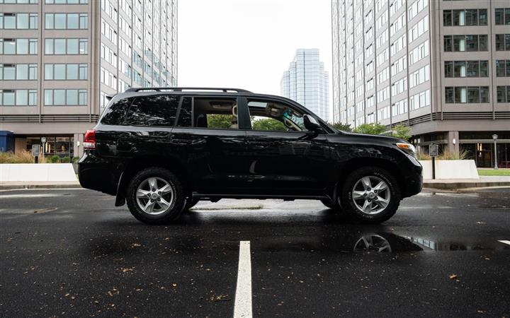 $30000 : 2009 TOYOTA LAND CRUISER image 3