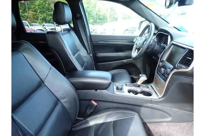 $14840 : Jeep Grand Cherokee 2017 4x4 image 9