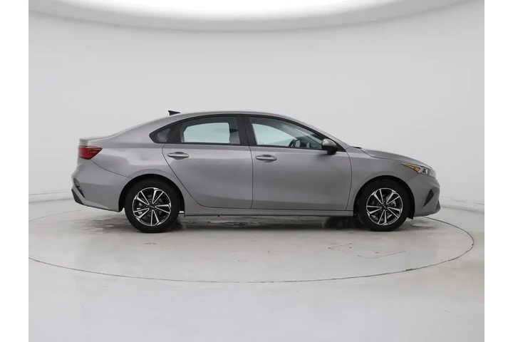 $17998 : Kia Forte 2024 LXS 4dr Sedan image 7
