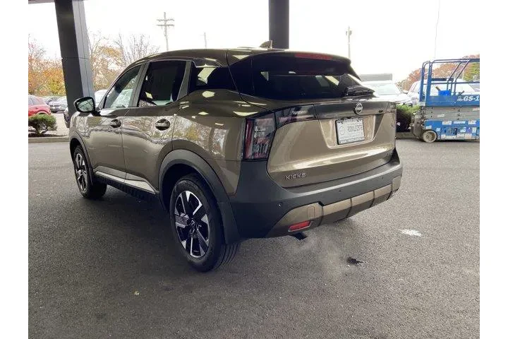Nissan Kicks 2025 AWD SV 4dr image 7