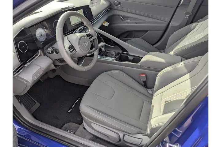 $24999 : Hyundai ELANTRA 2025 SEL Con image 9