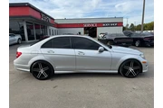 2013 Mercedes-Benz C-Class 4d en Lexington