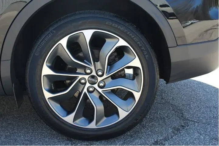 $35460 : Lincoln Nautilus 2022 Reserv image 7