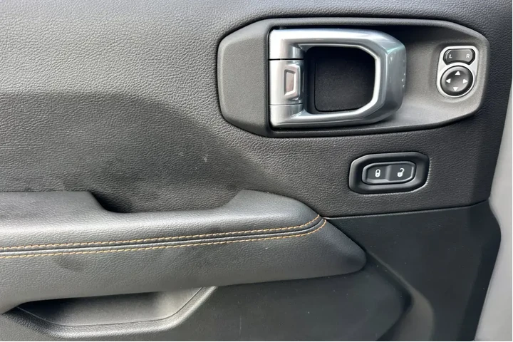 Jeep Gladiator 2021 4x4 Moja image 10