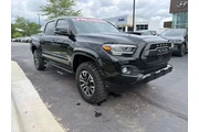 $38918 : Toyota Tacoma 2021 4x4 TRD S thumbnail
