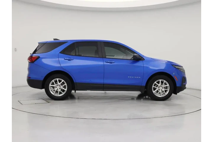 $24998 : Chevrolet Equinox 2024 LS 4d image 7