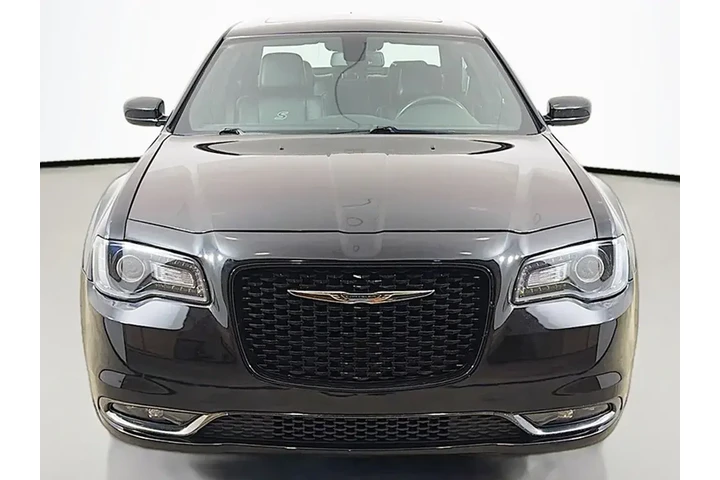 $14199 : Chrysler 300 2017 AWD S 4dr image 10