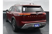 $37991 : Nissan Pathfinder 2024 Plati thumbnail