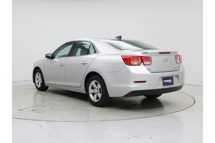 $12998 : Chevrolet Malibu 2015 LS 4dr image 2