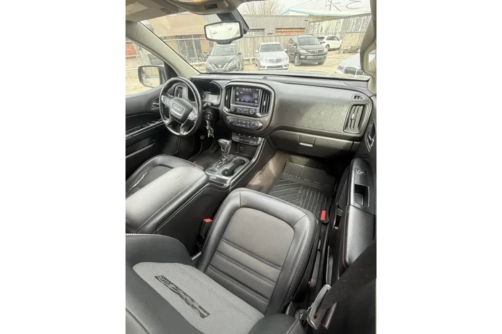 $16995 : 2015 GMC Canyon SLE image 5