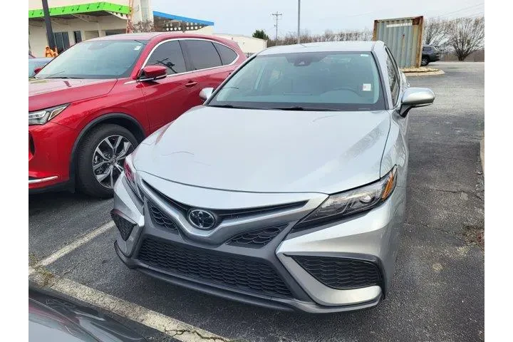 $22484 : Toyota Camry 2023 SE 4dr Sed image 2