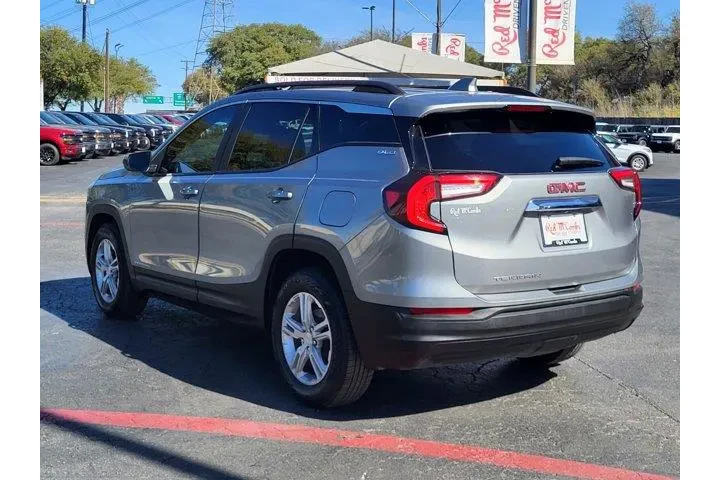 $20800 : GMC Terrain 2023 SLE 4dr SUV image 5