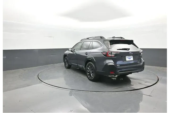 $30417 : Subaru Outback 2023 AWD Onyx image 5