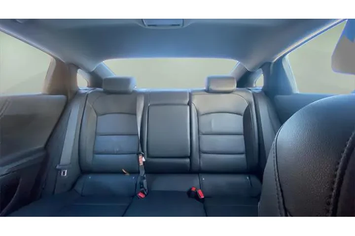 $18777 : Chevrolet Malibu 2022 LT 4dr image 8