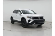 Volkswagen Taos 2023 AWD SEL en Binghamton