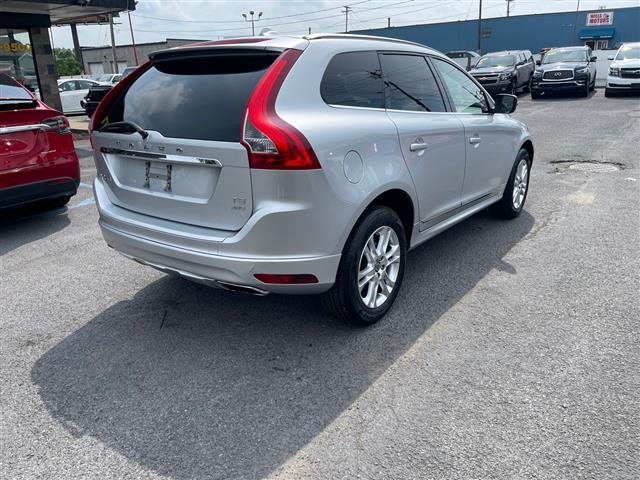 $14998 : 2015 XC60 image 5