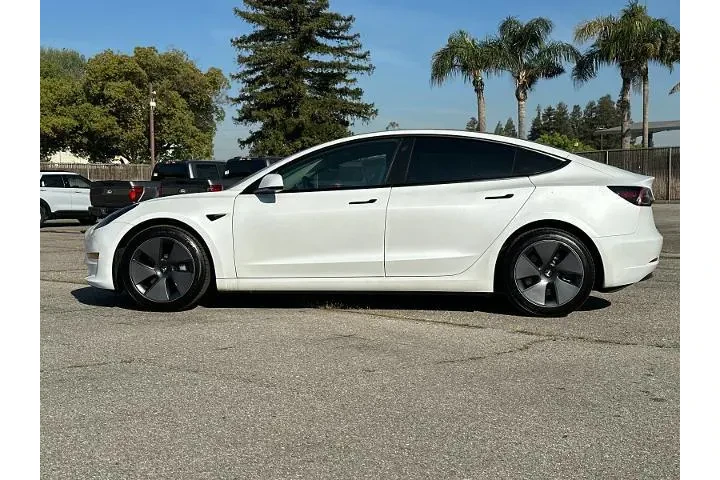 $25420 : Tesla Model 3 2023 4dr Sedan image 6