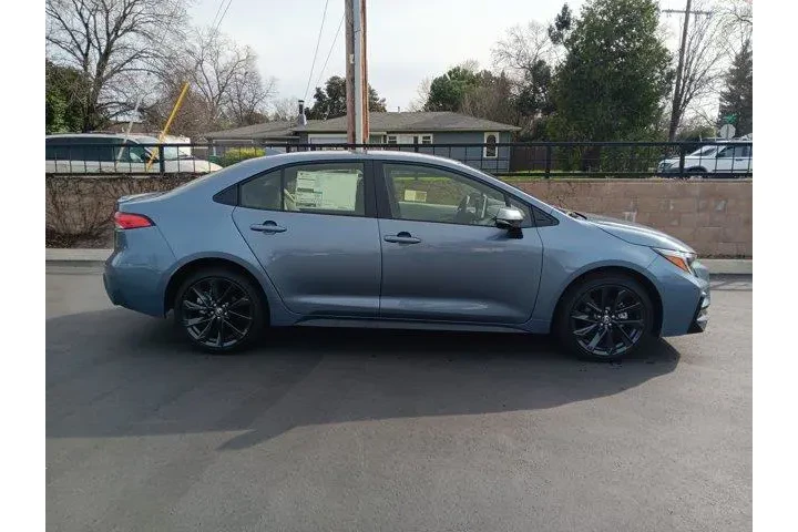 $27614 : Toyota Corolla Hybrid 2026 S image 3