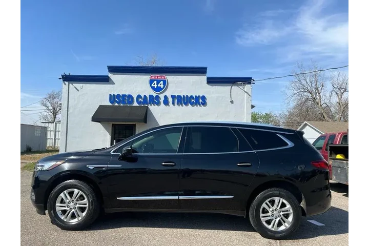 2020 Enclave Essence FWD image 4