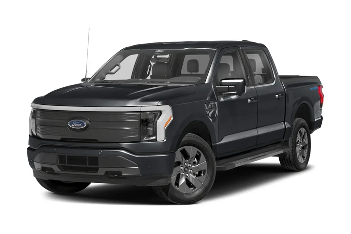 $49677 : 2023 F-150 Lightning Lariat image 2