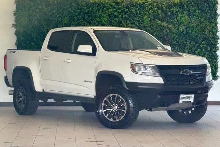 $29450 : Chevrolet Colorado 2019 4x4 image 2