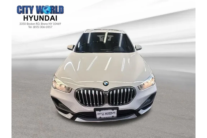 $16926 : BMW X1 2021 AWD xDrive28i 4d image 8