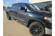 $36819 : Toyota Tundra 2019 4x4 SR5 4 thumbnail