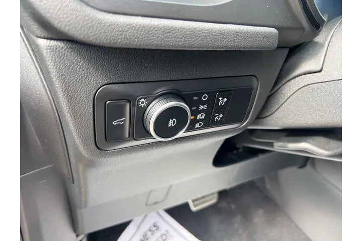 $26589 : Ford Escape 2023 AWD ST-Line image 9