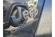 $27990 : Jeep Gladiator 2020 4x4 Spor thumbnail