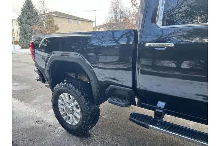 $44991 : 2020 GMC Sierra 2500HD Denali image 8