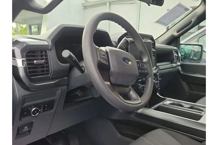 $36490 : Ford F-150 2024 4x2 STX 4dr image 9