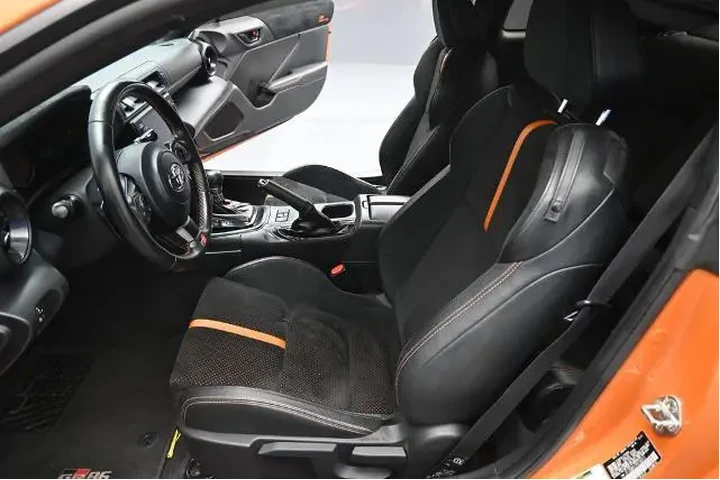 $31730 : Toyota GR86 2023 10th Annive image 9