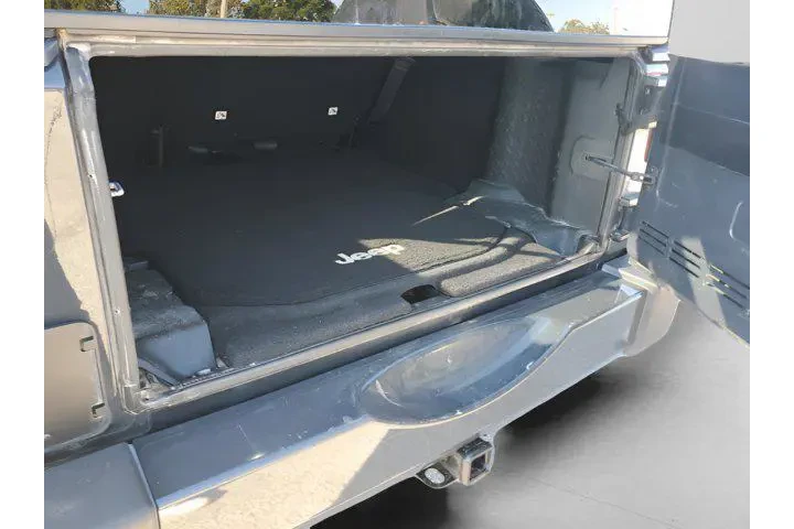 $19357 : Jeep Wrangler Unlimited 2017 image 7