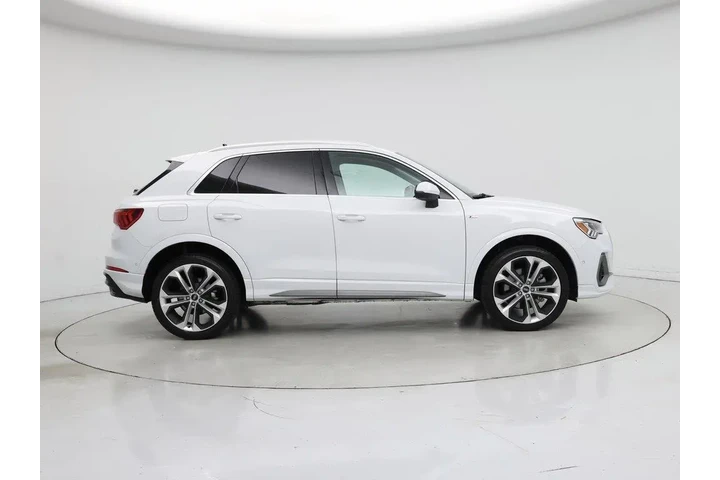$23998 : Audi Q3 2021 AWD quattro S l image 7