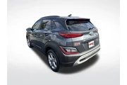 $20984 : Hyundai KONA 2023 AWD SEL 4d thumbnail