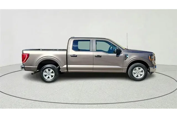 $32079 : Ford F-150 2023 4x2 XL 4dr S image 2