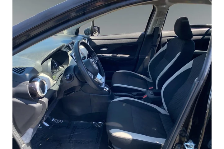 $19154 : Nissan Versa 2022 SV 4dr Sed image 9