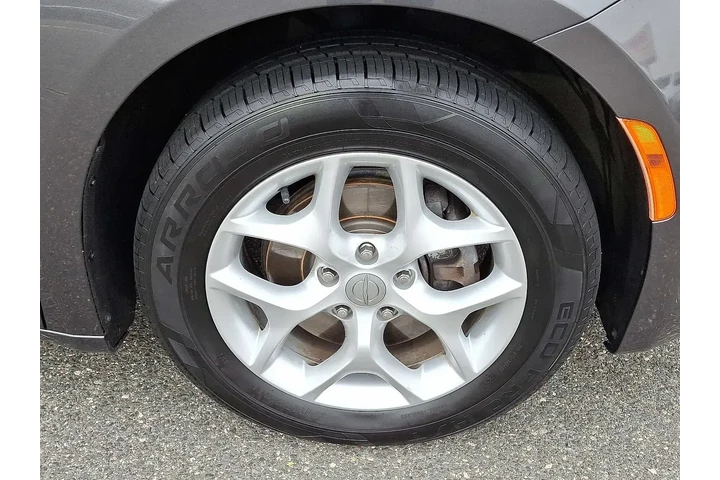 $14599 : Chrysler Pacifica 2018 Touri image 8