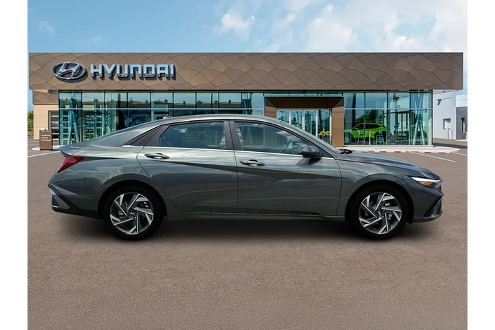 $19788 : Hyundai ELANTRA 2024 SEL 4dr image 9