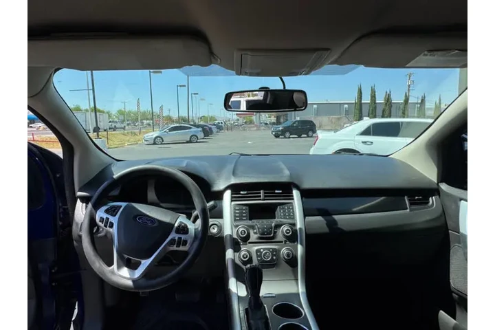 2014 Edge SE image 7